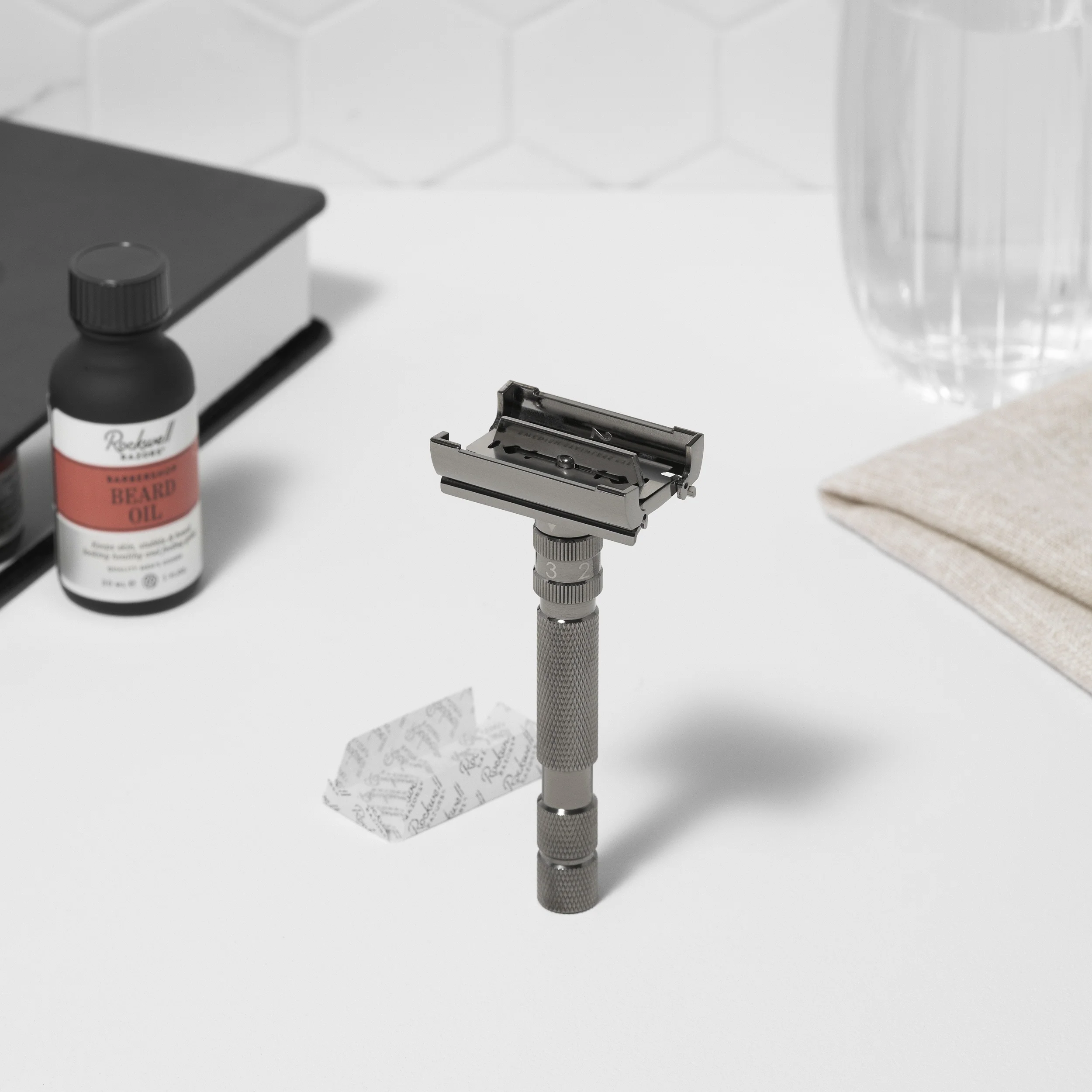 Rockwell T2 With Matching Inkwell Stand - Image 12